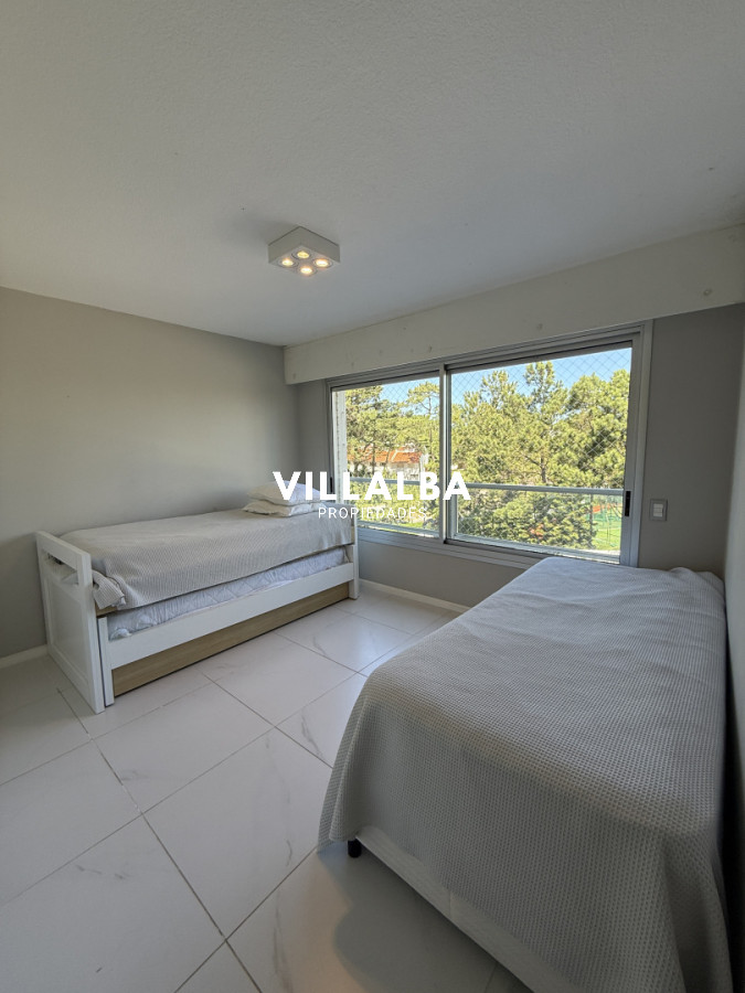 Apartamento ID.4141 - Excelente Apartamento de 3 Dormitorios en Torre Wilson, Frente al Mar