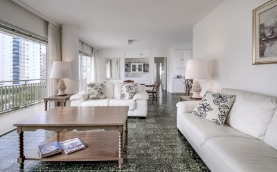 DEPARTAMENTO EN VENTA PRIMERA LINEA PLAYA BRAVA 