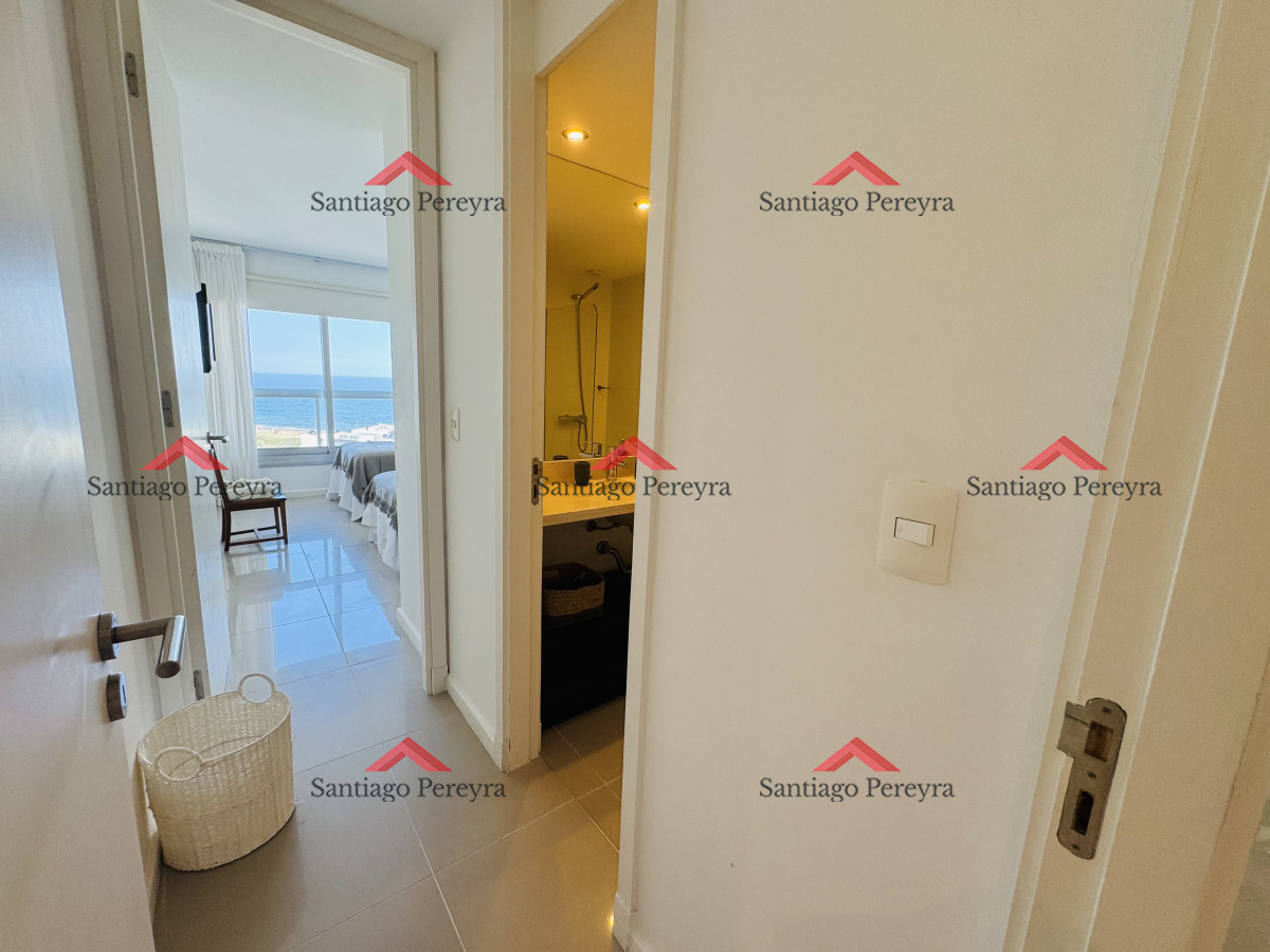 Apartamento ID.14184 - Apartamento primer nivel en venta, 2 dormitorios en suite, amenities completos, a pasos de la playa en piso alto