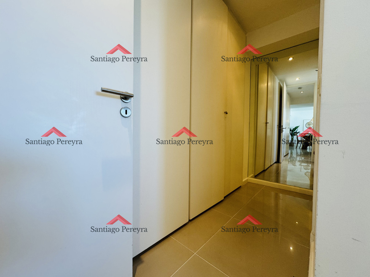 Apartamento ID.14184 - Apartamento primer nivel en venta, 2 dormitorios en suite, amenities completos, a pasos de la playa en piso alto