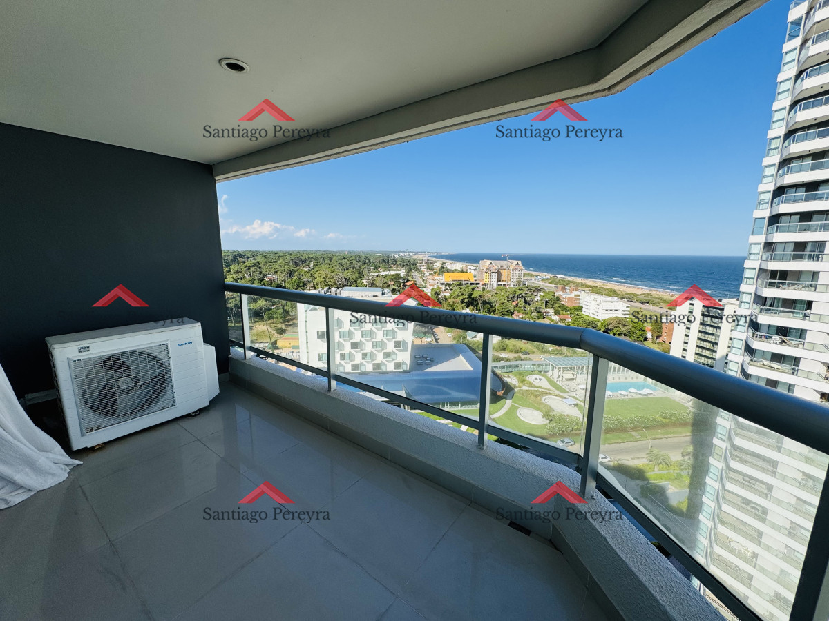Apartamento ID.14184 - Apartamento primer nivel en venta, 2 dormitorios en suite, amenities completos, a pasos de la playa en piso alto