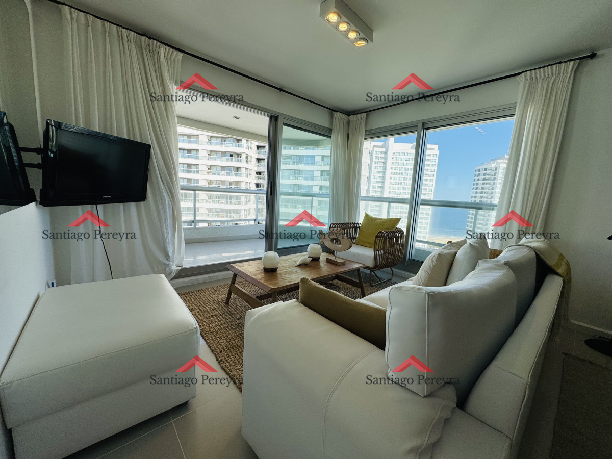 Apartamento ID.14184 - Apartamento primer nivel en venta, 2 dormitorios en suite, amenities completos, a pasos de la playa en piso alto