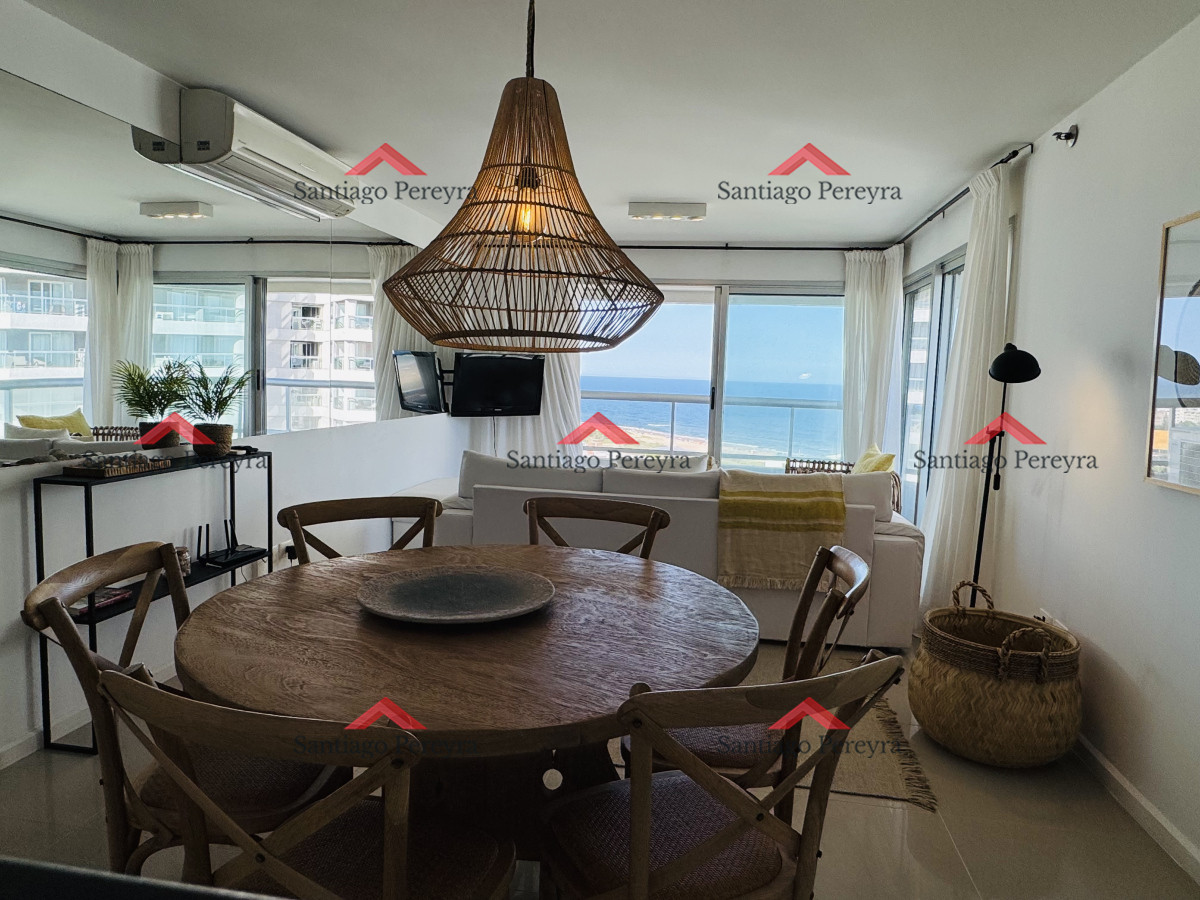 Apartamento ID.14184 - Apartamento primer nivel en venta, 2 dormitorios en suite, amenities completos, a pasos de la playa en piso alto