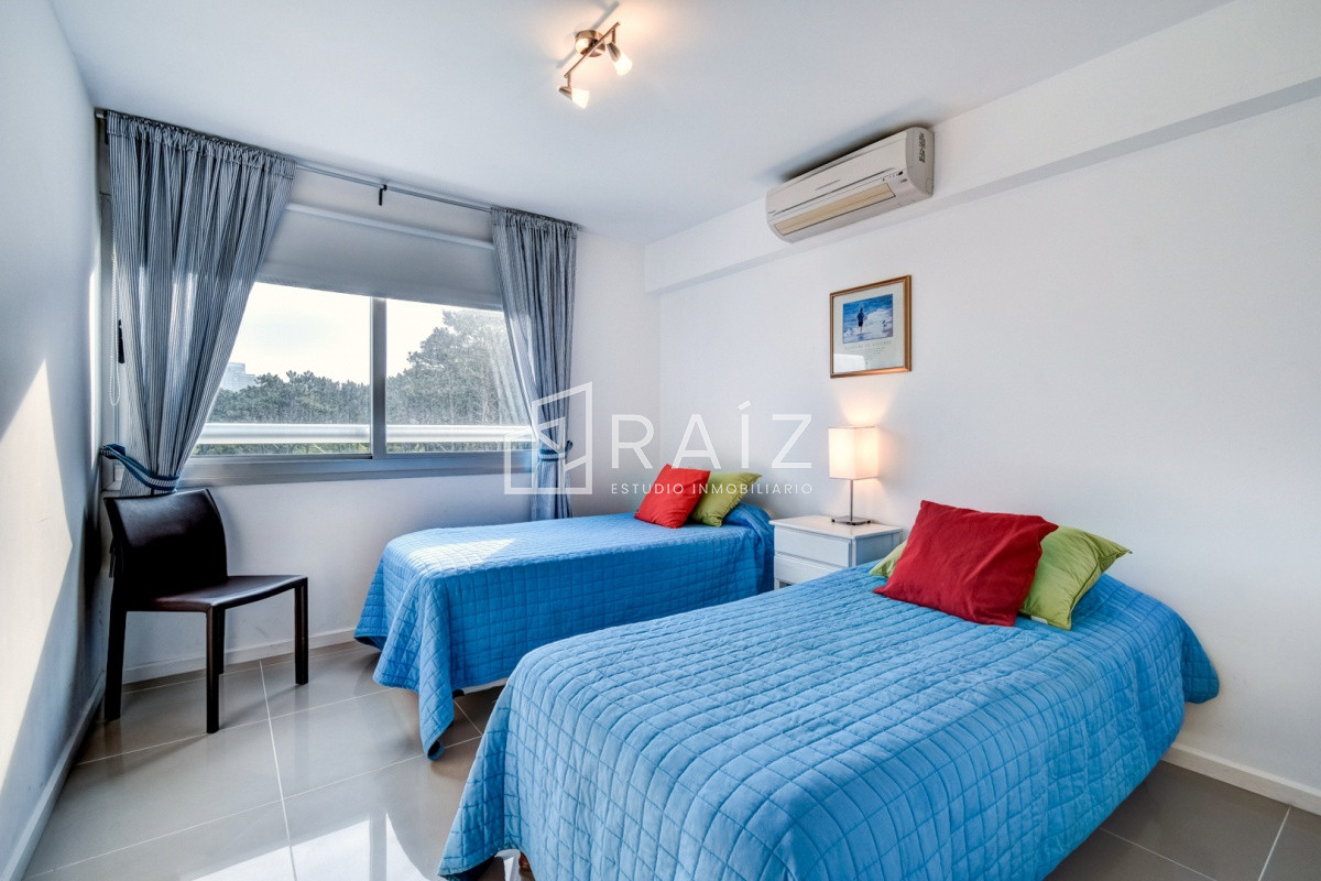 Apartamento ID.10137 - APARTAMENTO EN VENTA 3 DORMITORIOS PLAYA BRAVA