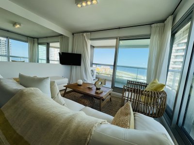 Apartamento en venta de dos dormitorios en Punta del Este