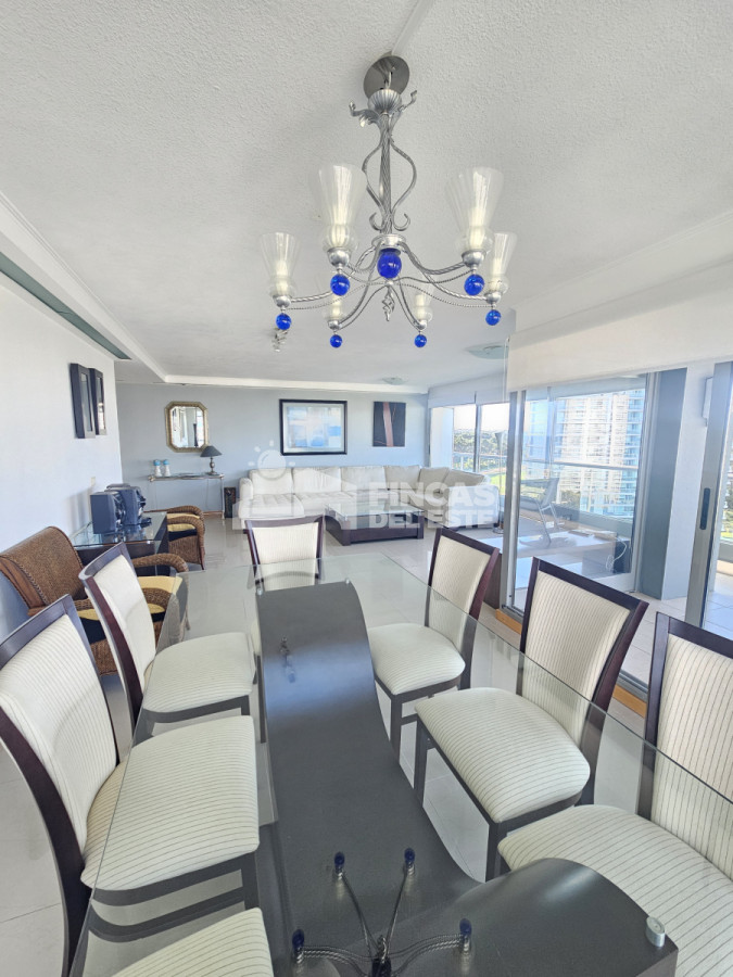 Apartamento ID.2547/Venta-departamento-de-3-dormitorios-en-Punta-del-este- - Venta departamento de 3 dormitorios en Punta del este 