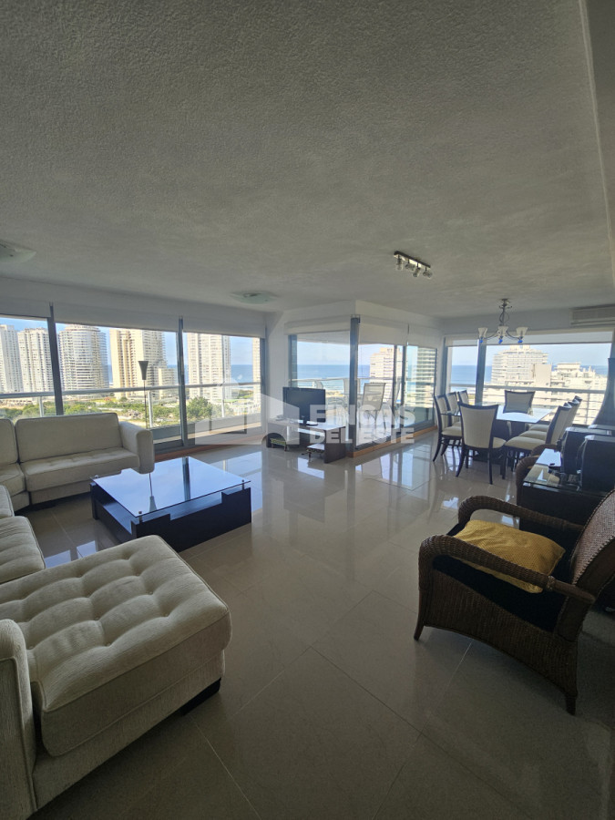Apartamento ID.2547/Venta-departamento-de-3-dormitorios-en-Punta-del-este- - Venta departamento de 3 dormitorios en Punta del este 