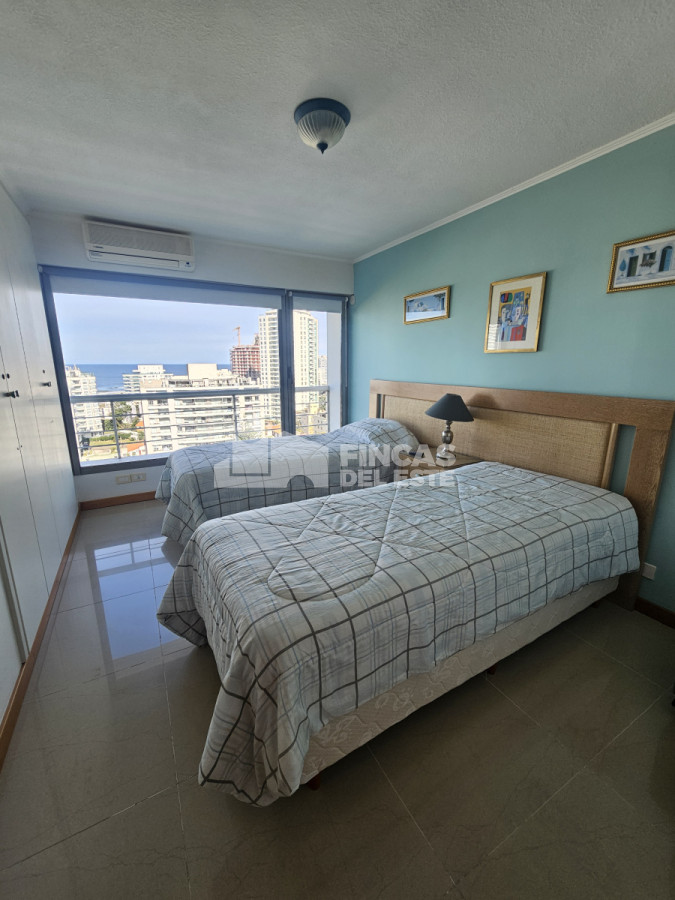 Apartamento ID.2547/Venta-departamento-de-3-dormitorios-en-Punta-del-este- - Venta departamento de 3 dormitorios en Punta del este 