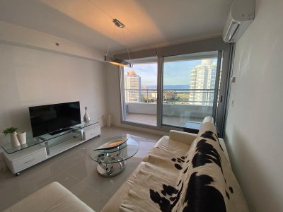 Departamento de 2 Dormitorios y medio en Forest ll, Chiverta Punta del Este