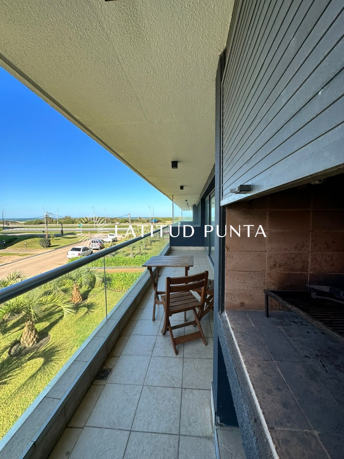 Apartamento en Brava, 2 dormitorios - LAT3180A