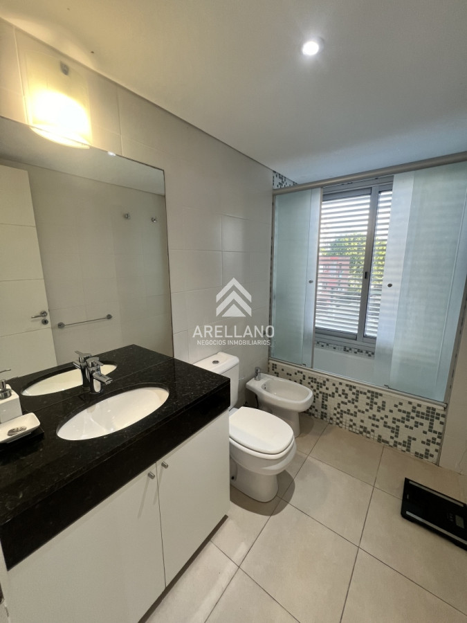 Apartamento ID.3875 - Excelente oportunidad en la zona mas buscada de Punta del Este