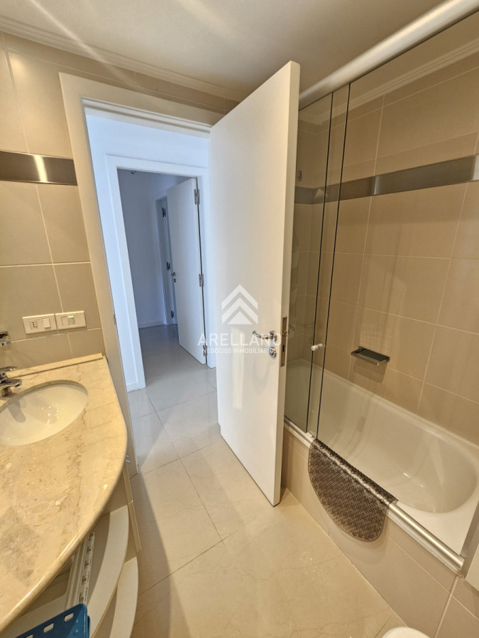 Apartamento ID.5823 - Venta apartamento 3 dormitorios 