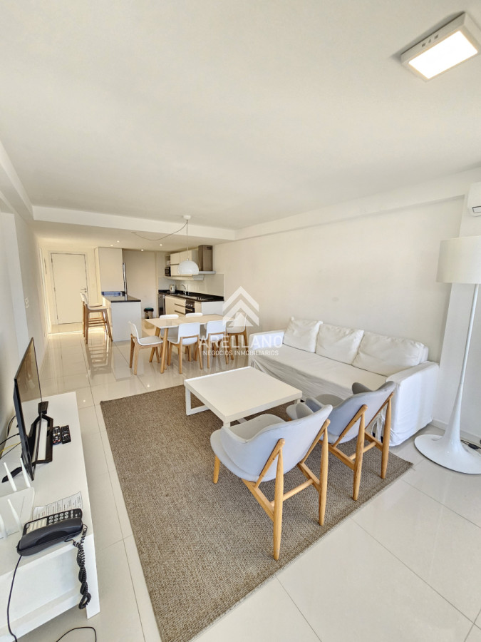 Apartamento ID.4777 - Venta apartamento 2 dormitorios y dependencia 