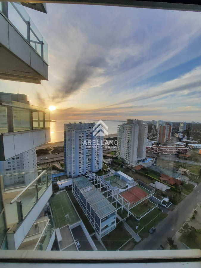 Apartamento ID.6145 - Venta apartamento 3 dormitorios y dependencia 