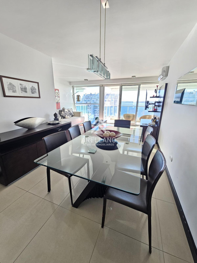 Apartamento ID.5762 - Venta apartamento 3 dormitorios 