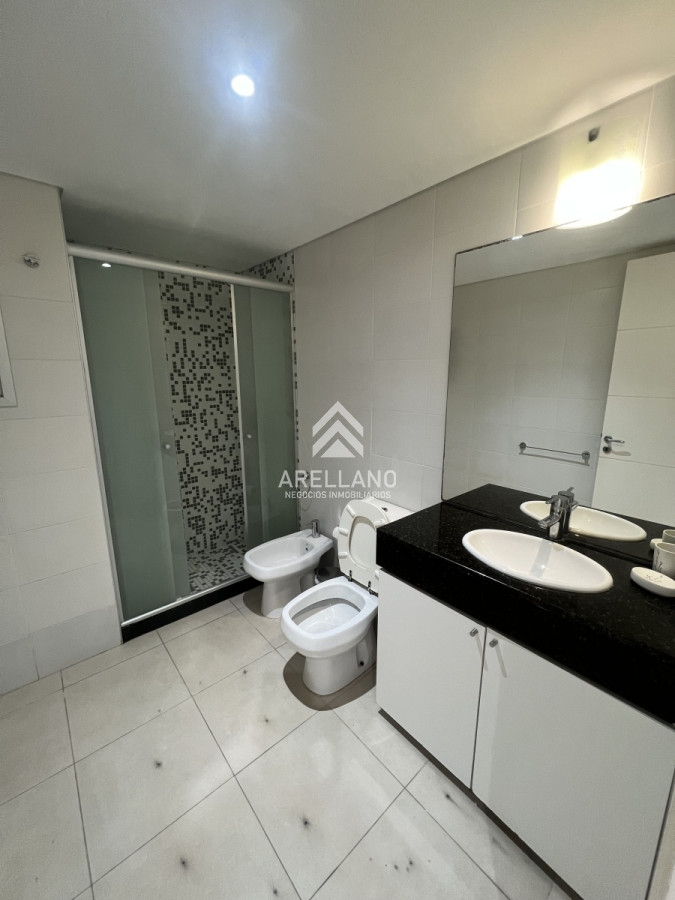 Apartamento ID.3875 - Excelente oportunidad en la zona mas buscada de Punta del Este