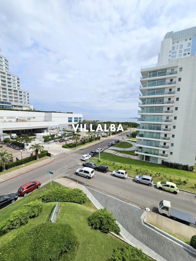 Apartamento ID.4118 - Mansa, oportunidad 2 dormitorios y dependencia 