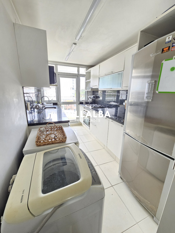 Apartamento ID.4118 - Mansa, oportunidad 2 dormitorios y dependencia 
