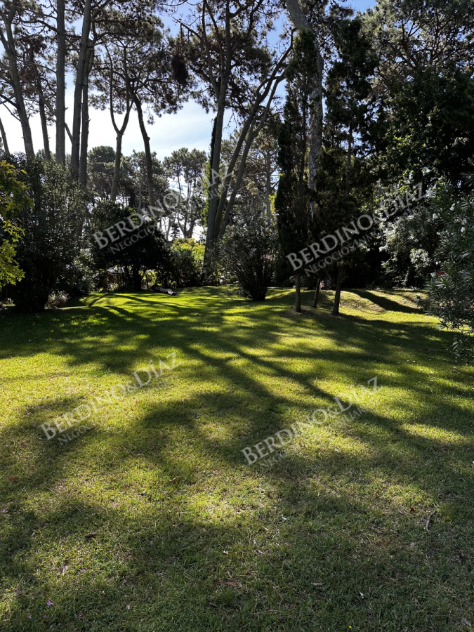 Terreno ID.2930 - Venta terreno punta del este 