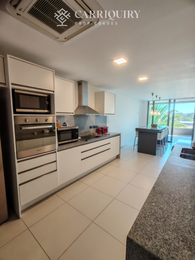 Apartamento ID.10028/Espectacular-apartamento-en-alquiler-en-la-torre-mas-lujosa-de-Punta-del-este - TIBIRON TERRAZAS 3 DORMITORIOS EN SUITE SE VENDE