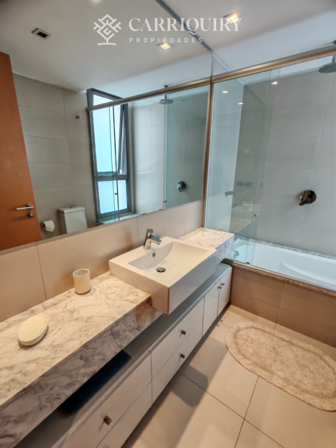 Apartamento ID.10028/Espectacular-apartamento-en-alquiler-en-la-torre-mas-lujosa-de-Punta-del-este - TIBIRON TERRAZAS 3 DORMITORIOS EN SUITE SE VENDE