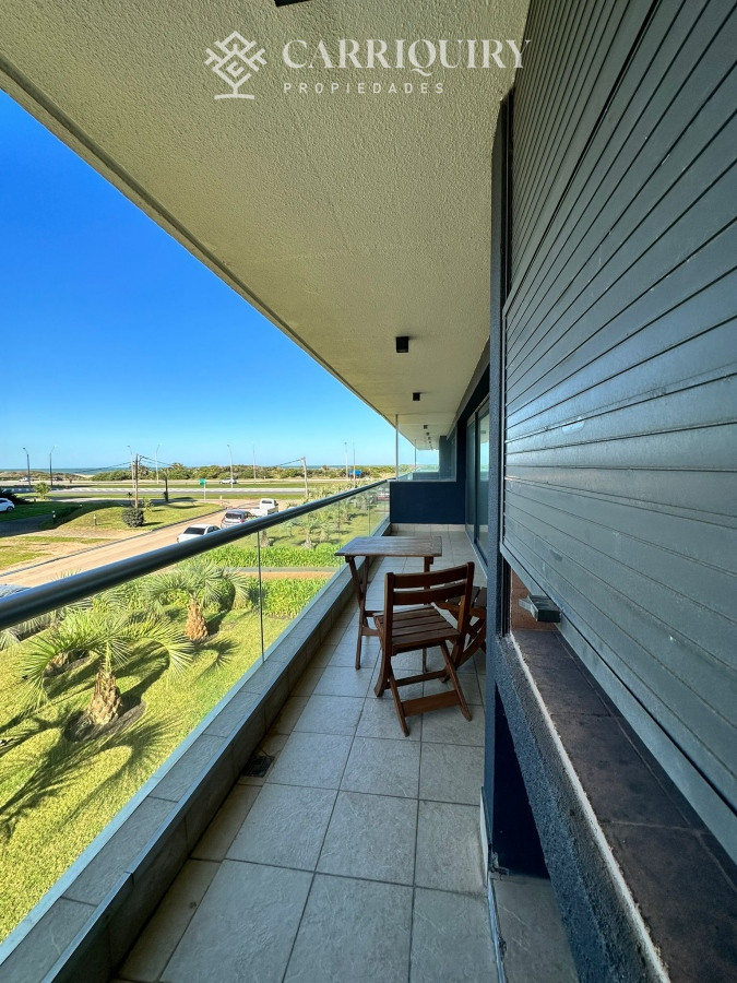 Apartamento ID.9960 - Venta departamento punta del este primera linea playa brava frente al mar