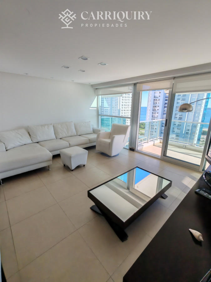 Apartamento ID.9877 - OPORTUNIDAD EN PLAYA MANSA DE 3 DORMITORIOS