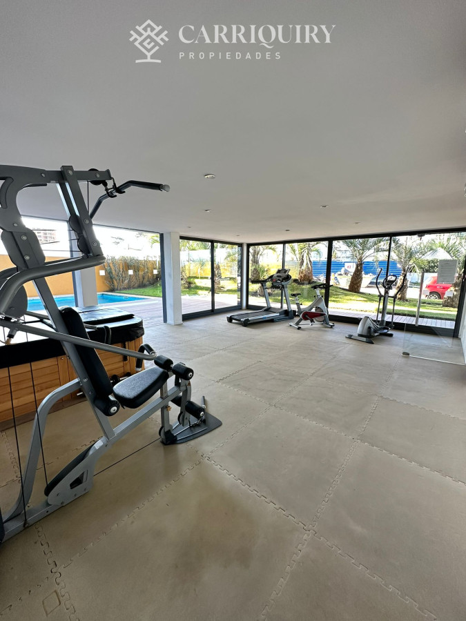 Apartamento ID.9960 - Venta departamento punta del este primera linea playa brava frente al mar