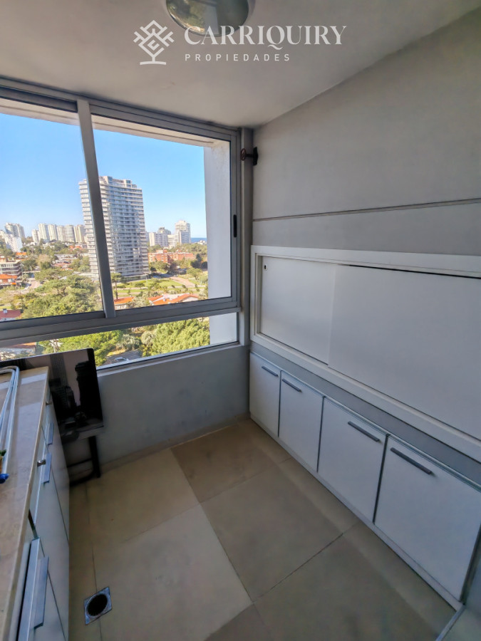 Apartamento ID.9877 - OPORTUNIDAD EN PLAYA MANSA DE 3 DORMITORIOS
