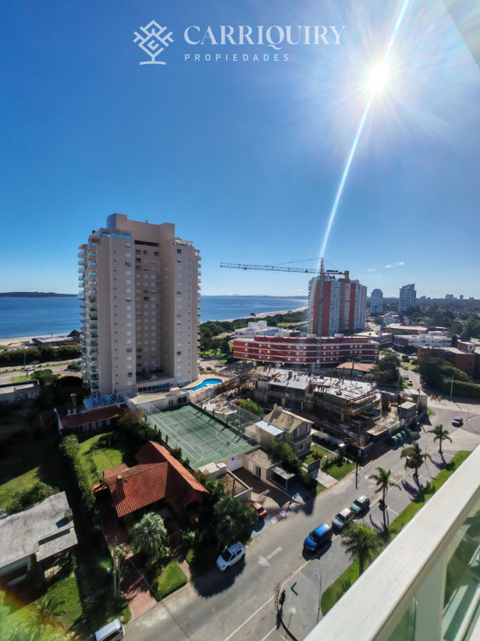 Apartamento ID.9877 - OPORTUNIDAD EN PLAYA MANSA DE 3 DORMITORIOS