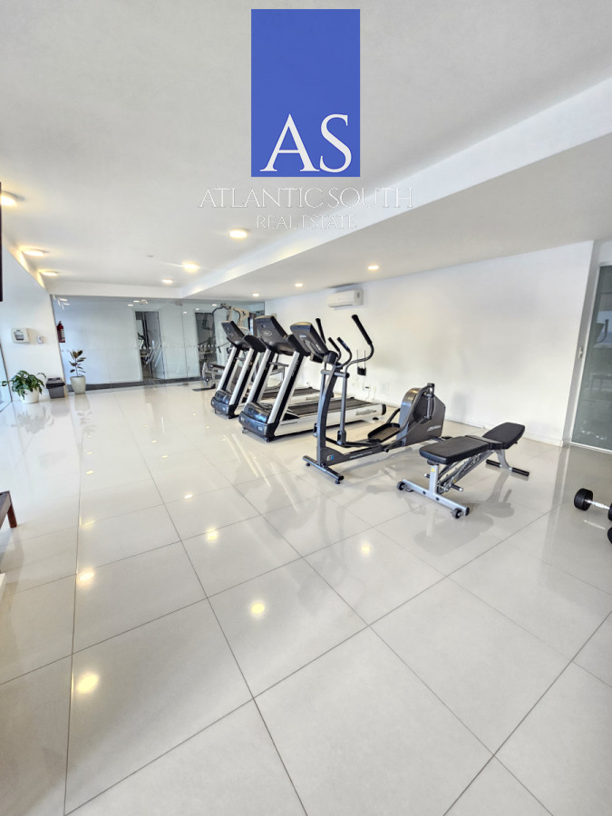 Apartamento ID.4241 - Oportunidad planta cómoda y moderna con gran terraza y garage 2 dormitorios Punta del Este