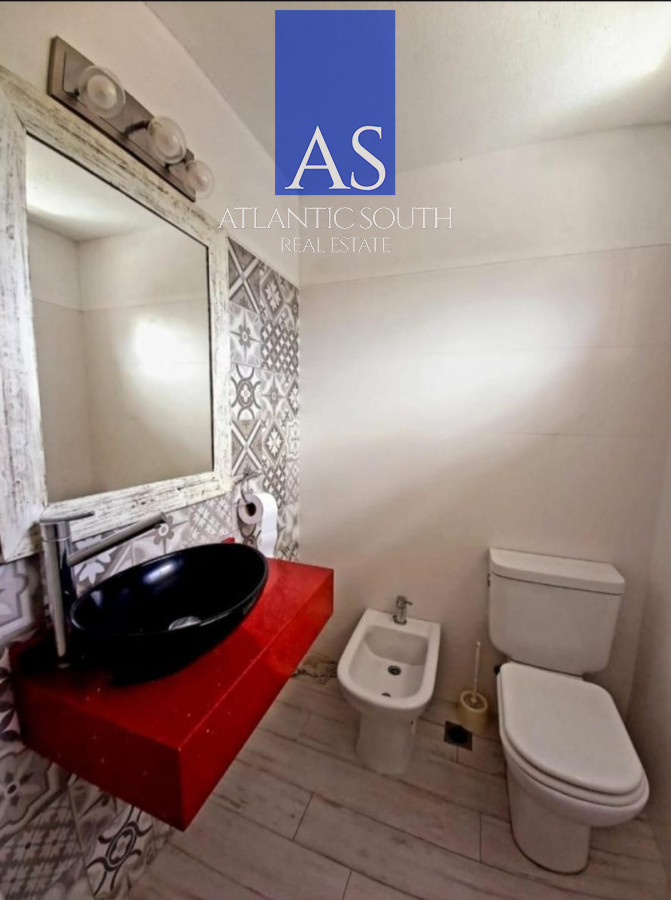 Apartamento ID.4569 - Apartamento 1 dormitorio primera línea con cochera Playa Mansa - Punta del Este   