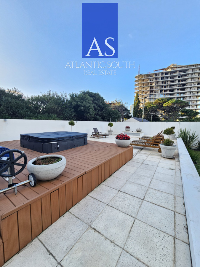 Apartamento ID.4241 - Oportunidad planta cómoda y moderna con gran terraza y garage 2 dormitorios Punta del Este