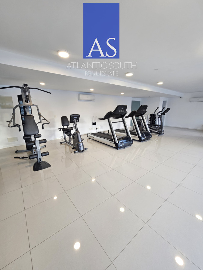 Apartamento ID.4241 - Oportunidad planta cómoda y moderna con gran terraza y garage 2 dormitorios Punta del Este