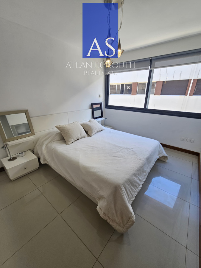 Apartamento ID.4212 - Oportunidad apartamento 2 dormitorios torre de categoría terraza garage Playa BRava Punta del Este