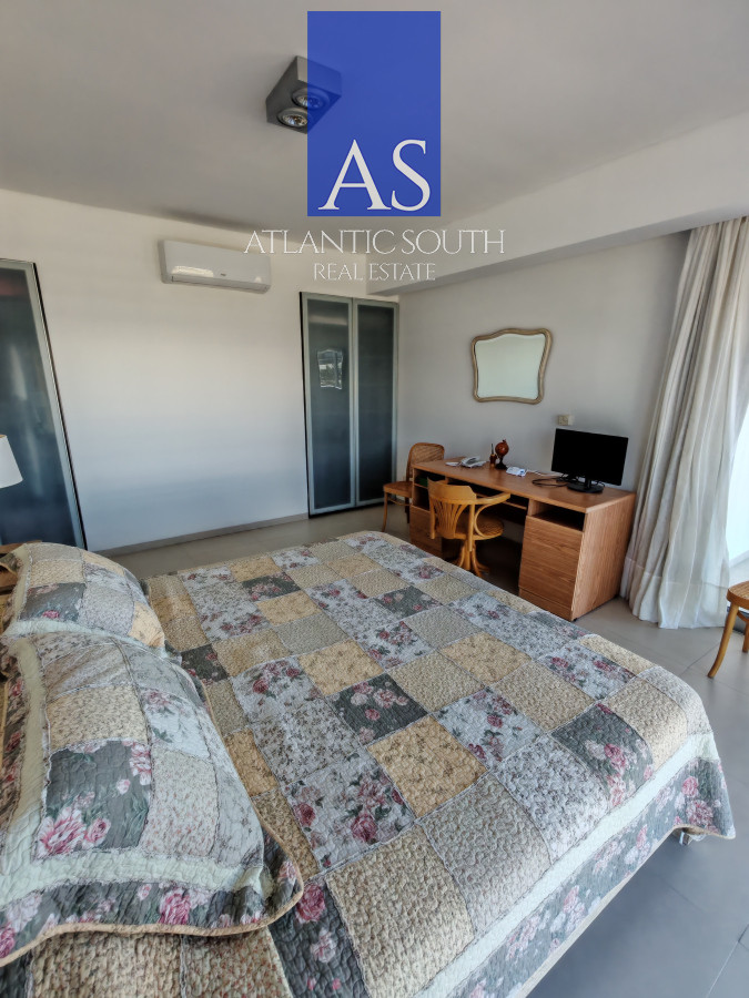 Apartamento ID.4644 - Apartamento moderno primera linea Playa Brava 3 dormitorios Punta del Este