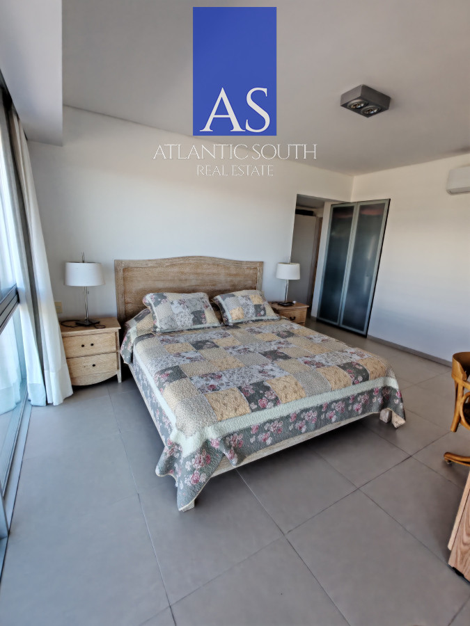 Apartamento ID.4644 - Apartamento moderno primera linea Playa Brava 3 dormitorios Punta del Este