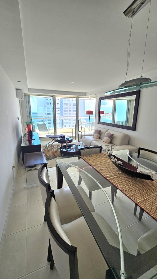 Apartamento ID.3810 - Apartamento en venta en Seasons Tower , 2 dormitorios 
