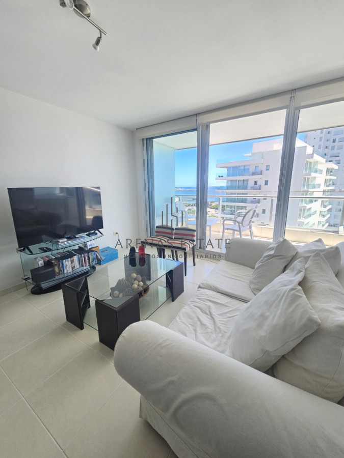 Apartamento ID.3812 - Apartamento de dos dormitorios en venta en Seasons Tower 