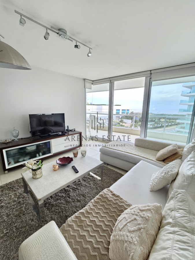 Apartamento ID.3814 - Apartamento de dos dormitorios en venta en Seasons Tower