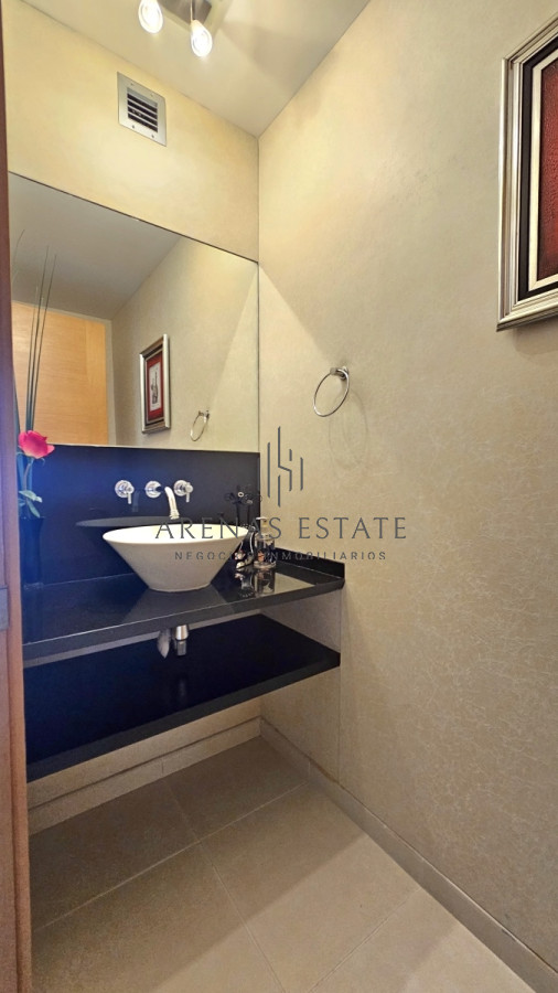 Apartamento ID.3810 - Apartamento en venta en Seasons Tower , 2 dormitorios 