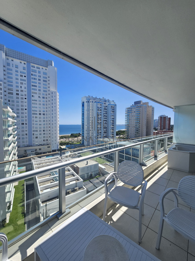 Apartamento ID.3812 - Apartamento de dos dormitorios en venta en Seasons Tower 