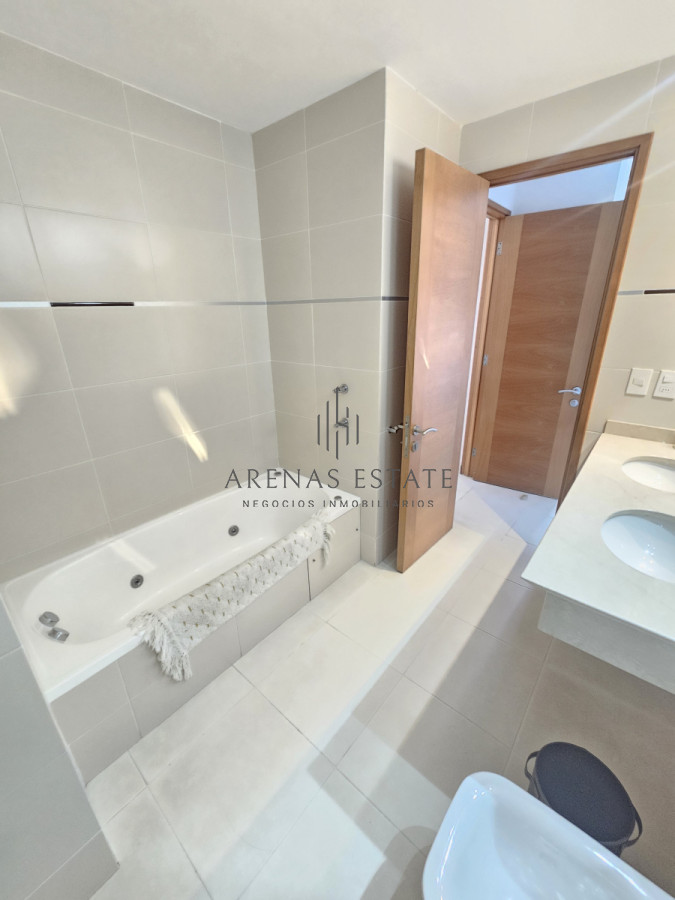 Apartamento ID.3811 - Apartamento de dos dormitorios en Seasons Tower 