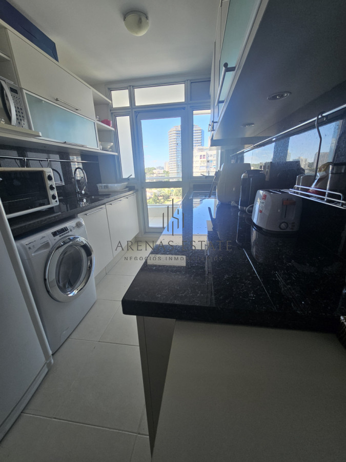 Apartamento ID.3812 - Apartamento de dos dormitorios en venta en Seasons Tower 