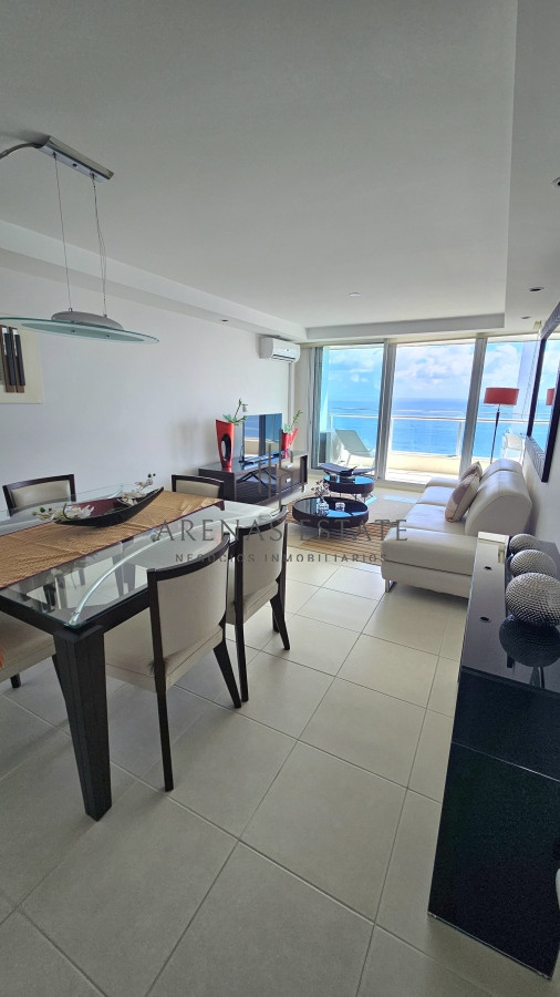 Apartamento ID.3810 - Apartamento en venta en Seasons Tower , 2 dormitorios 