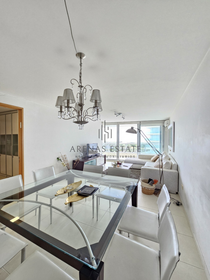 Apartamento ID.3814 - Apartamento de dos dormitorios en venta en Seasons Tower