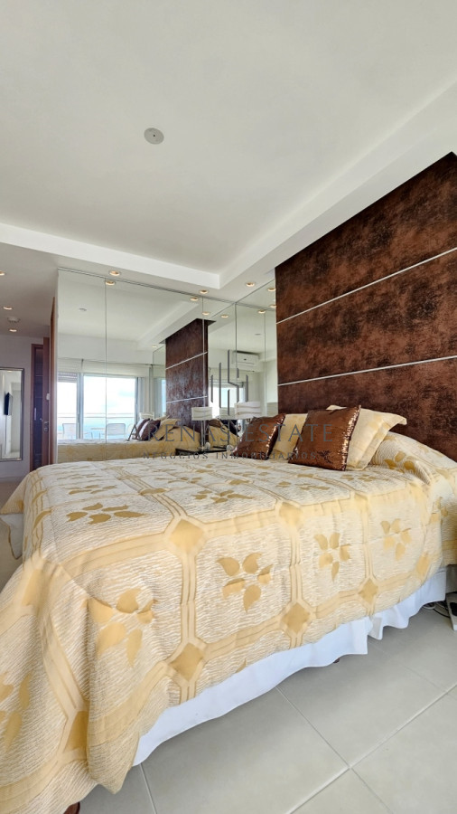 Apartamento ID.3810 - Apartamento en venta en Seasons Tower , 2 dormitorios 