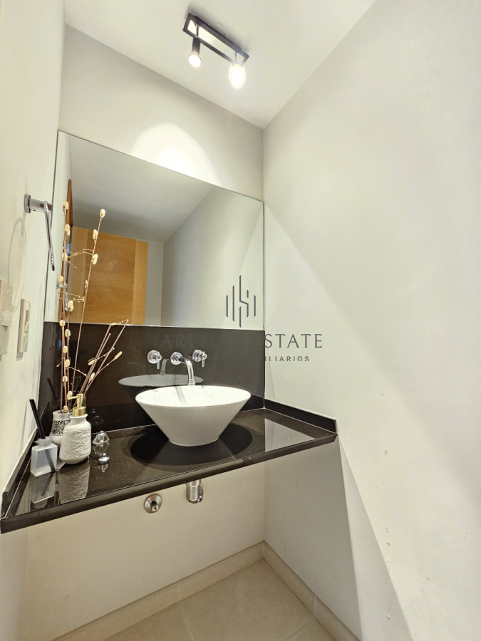 Apartamento ID.3814 - Apartamento de dos dormitorios en venta en Seasons Tower