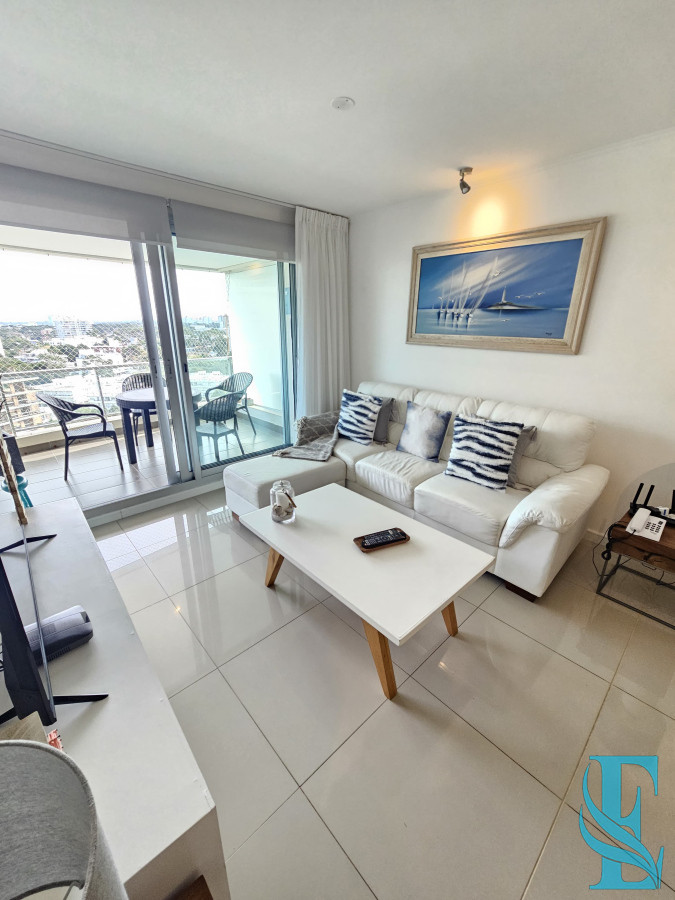 Apartamento ID.851 - Apartamento 2 Dormitorios Wind Tower Punta del Este Aidy Grill