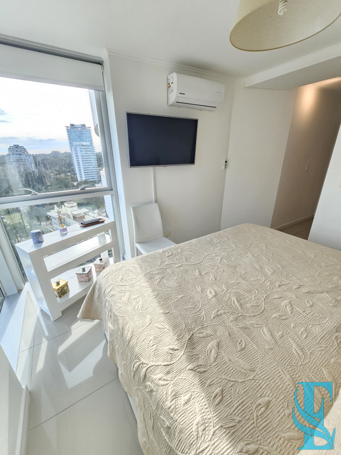 Apartamento ID.851 - Apartamento 2 Dormitorios Wind Tower Punta del Este Aidy Grill